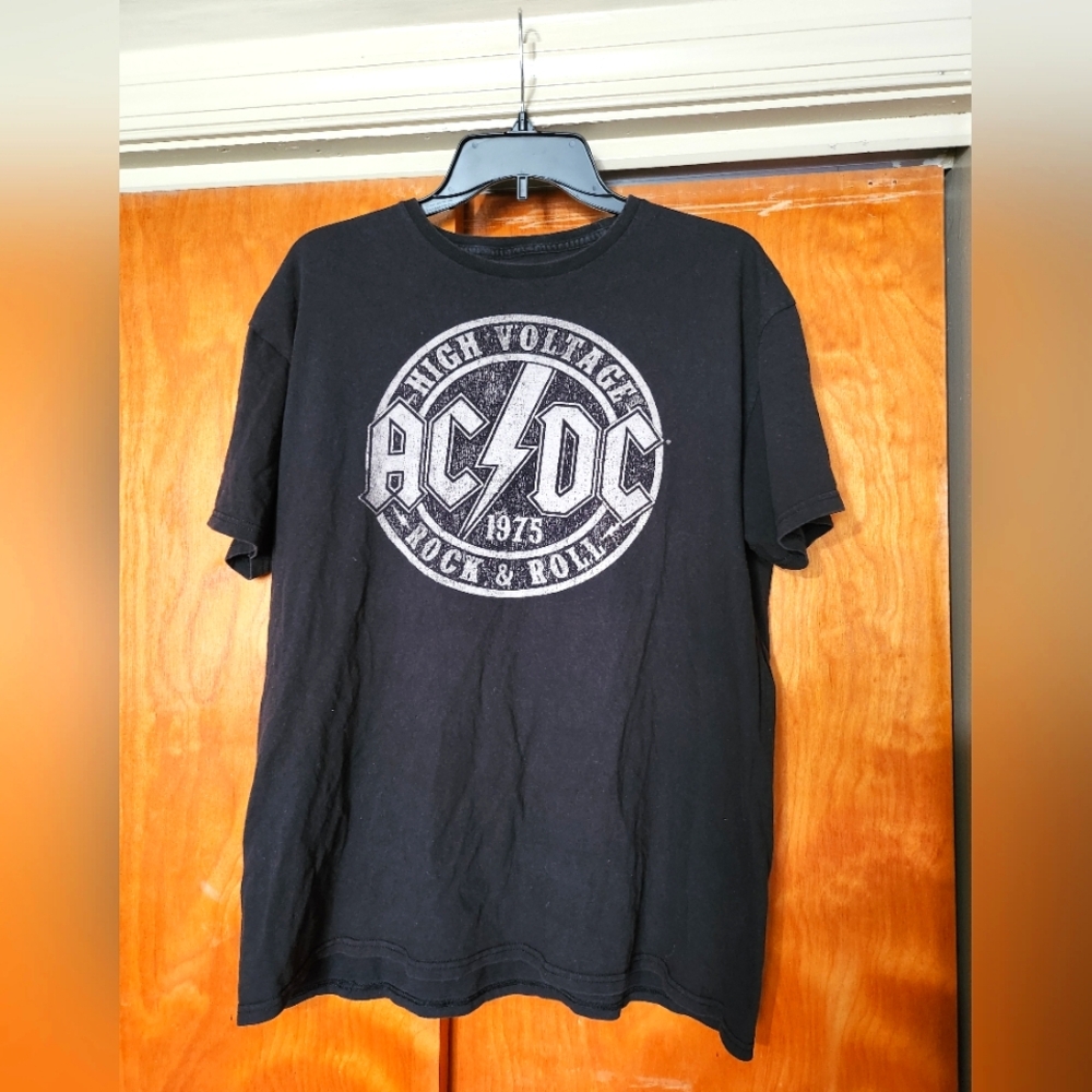 ACDC Graphic shirt - XL